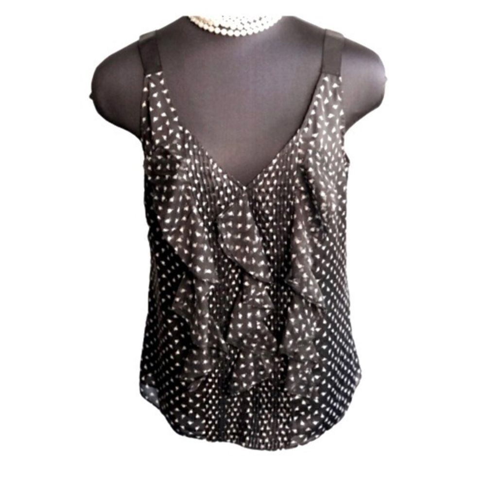 WHBM Floral Ruffle Front Top - Picture 2 of 9